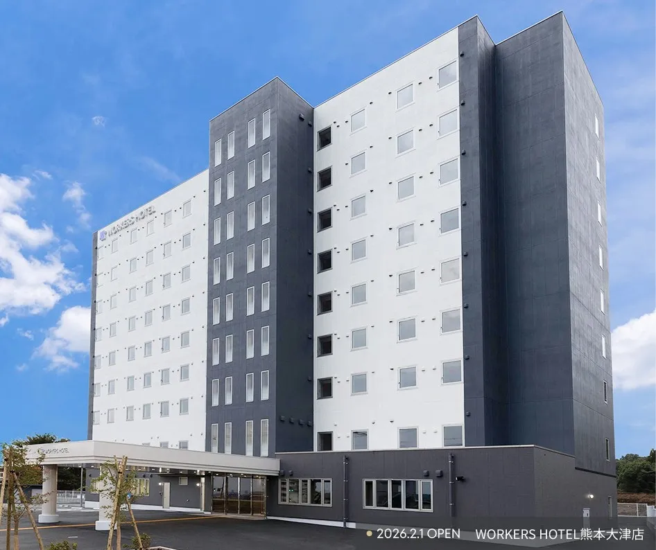WORKERS HOTEL熊本大津店の建物全景。